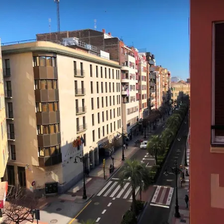 Apartament Conde 3 *